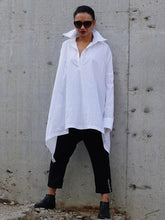 White Split-Back Lapel V-Neck Blouse